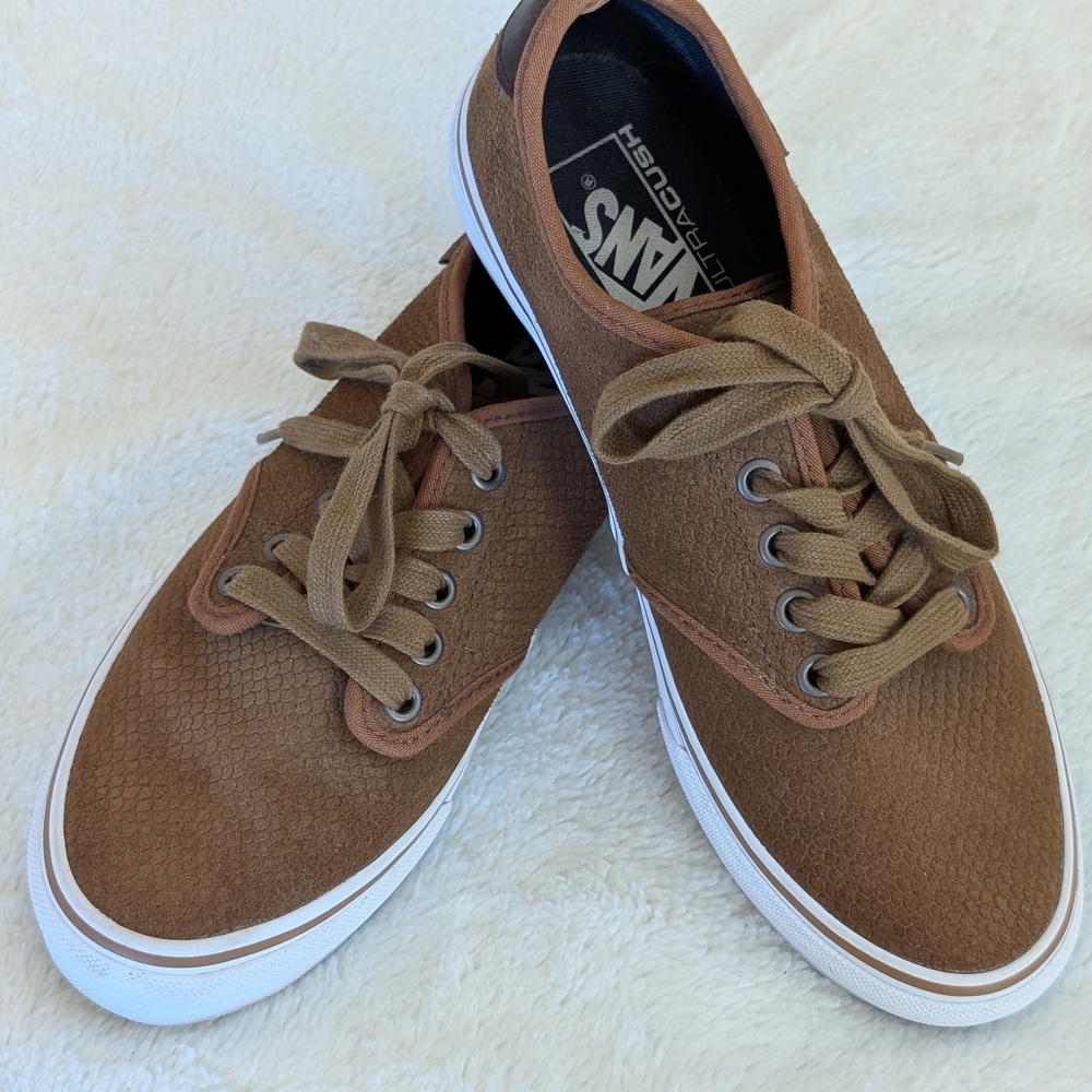 Great Condition: Vans Camden Deluxe Ultra Cush Women 7.5